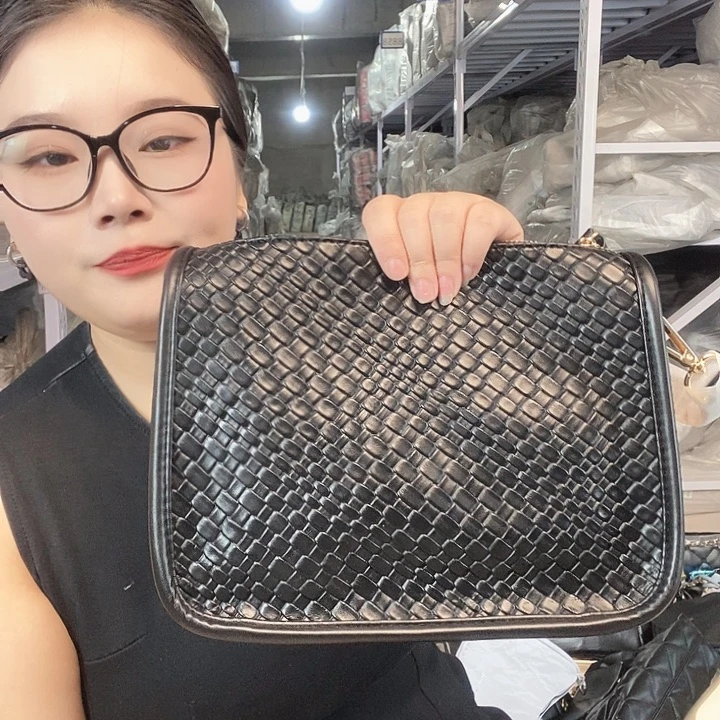 PU黄牛皮（革）PVC时尚潮流时尚