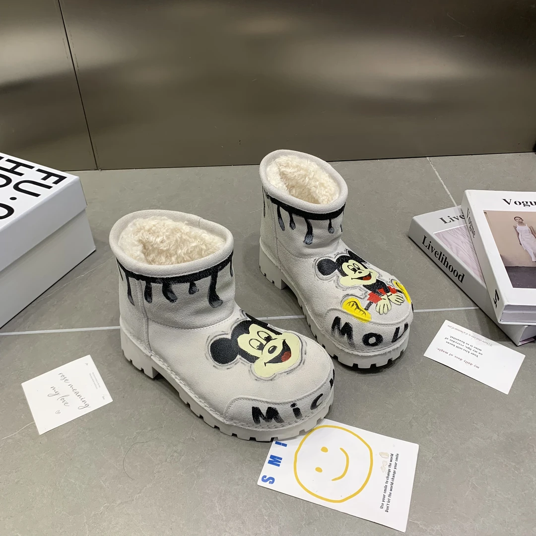 2025冬季新款米奇头涂鸦雪地靴女厚底短筒羊绒羊毛保暖棉靴欧洲站