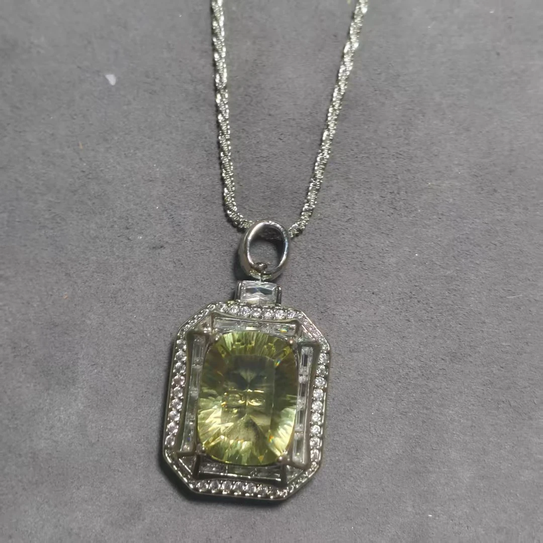 【南非定制】经典高级轻奢大气百搭吊坠  dm51800103