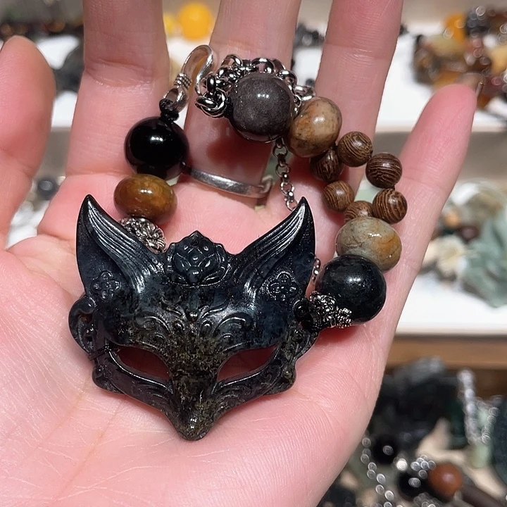 蛇纹石玉合金颈饰