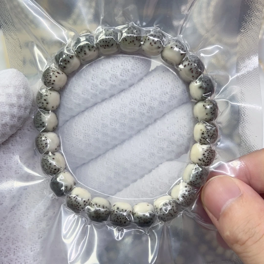 星月菩提手串10绿背河豚a10