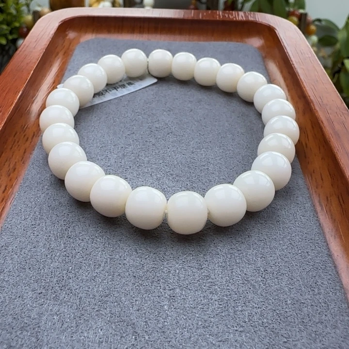 石英质玉未镶嵌配饰