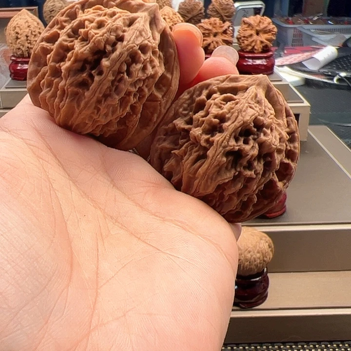 文玩核桃吊坠42 蟠龙纹 j-013