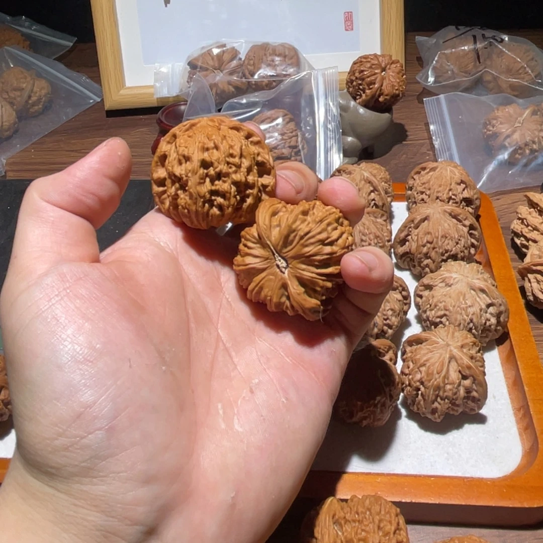 晴***雨文玩核桃把件42全品球白