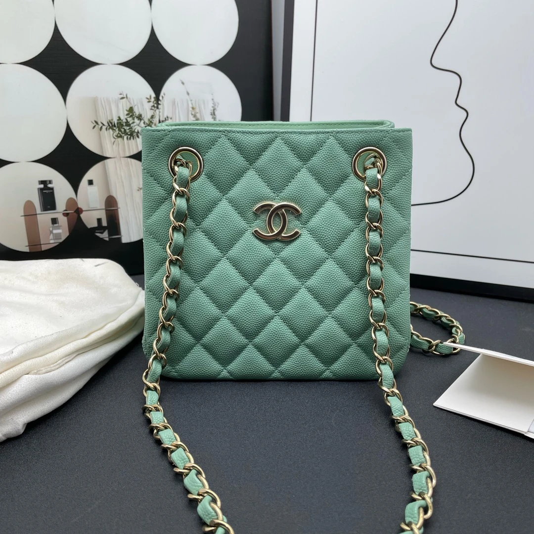 95新 Chanel/香奈儿 香奈儿薄荷绿荔枝皮金扣盒子