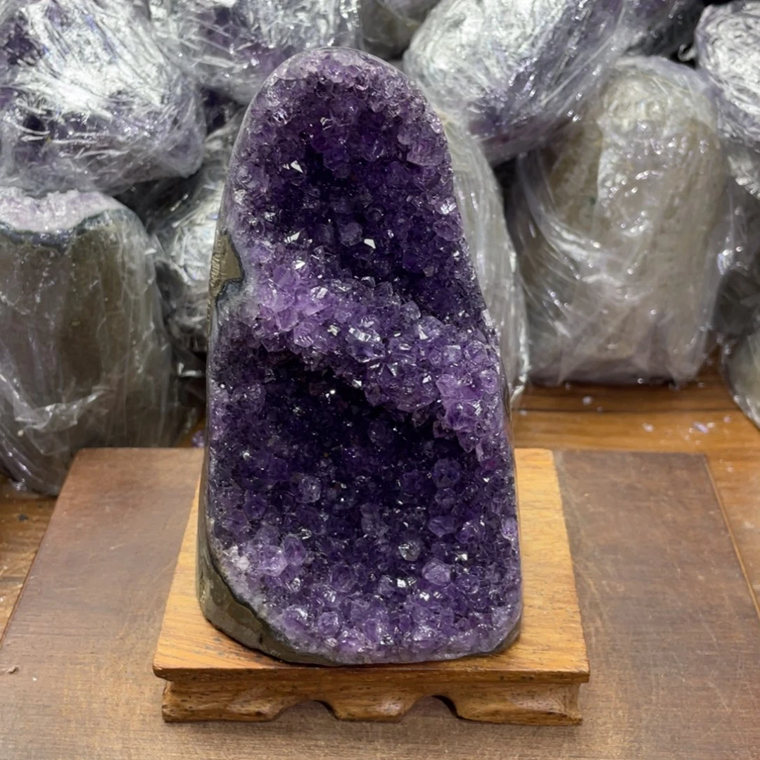 未镶嵌紫晶摆件紫晶