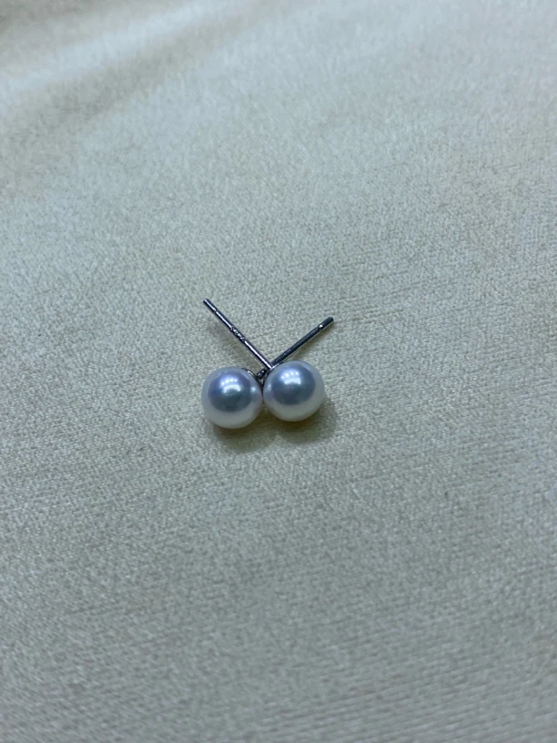 5-5.5淡水AK耳钉正圆极强光无暇气质白色时尚百搭简约基础经典