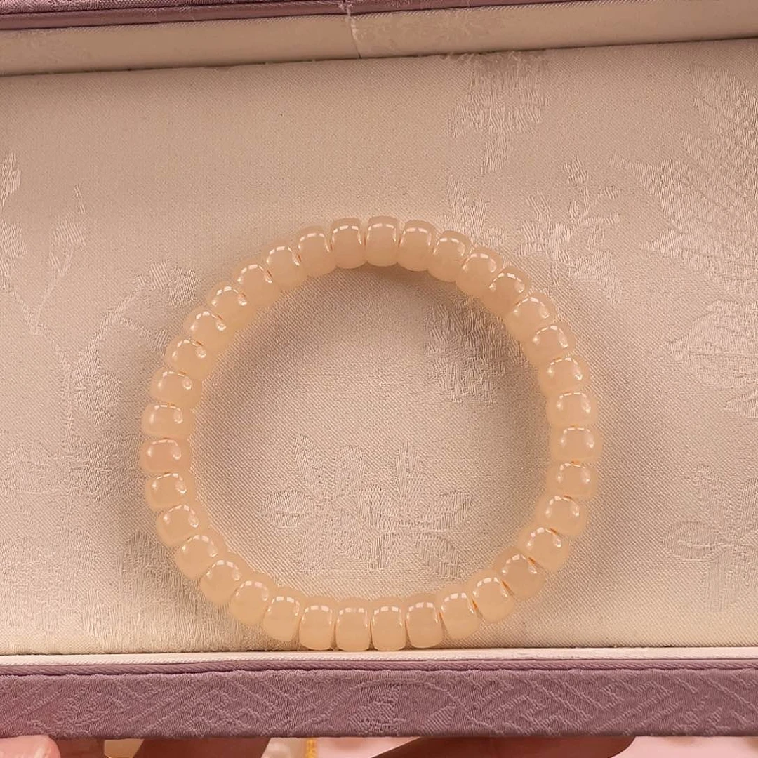 和田玉手串未镶嵌