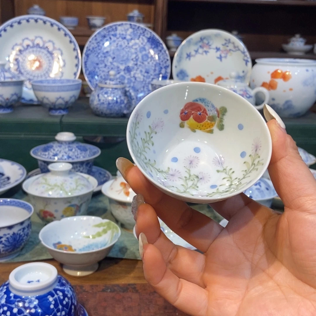 雪山春晓兰寿鱼紫花谱洱杯