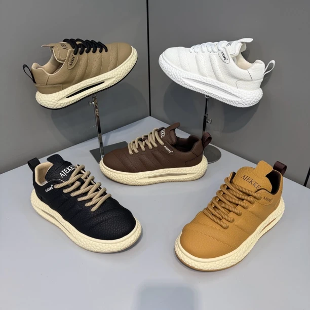 2025 男士新款运动时尚青春小众高端日常个性潮流潮鞋（皮鞋尺码）