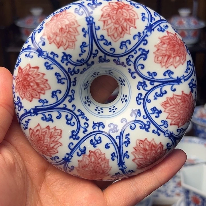 青花釉里红甜甜圈