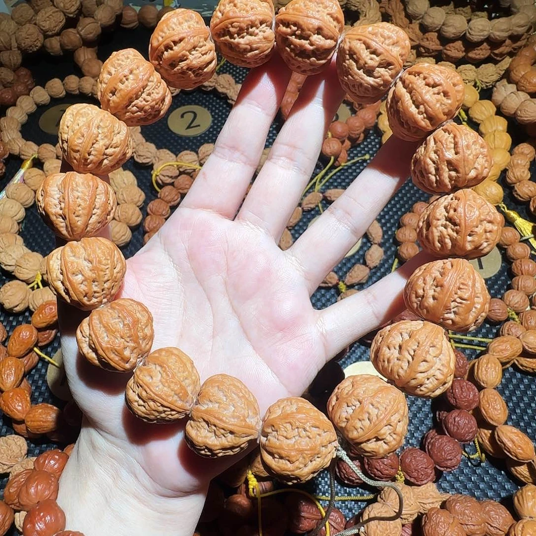 球***C木质类文玩核桃的桃心八棱