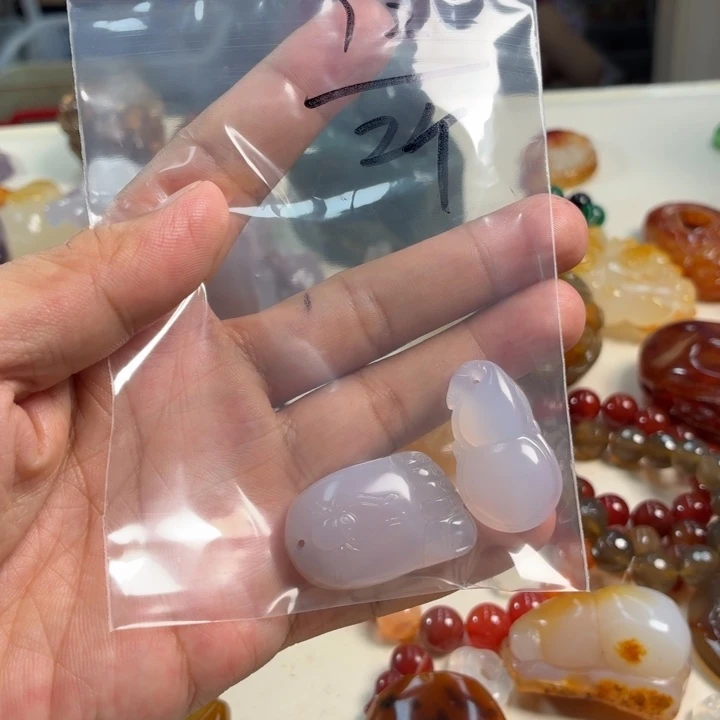 玛瑙/玉髓未镶嵌吊坠(不含链)