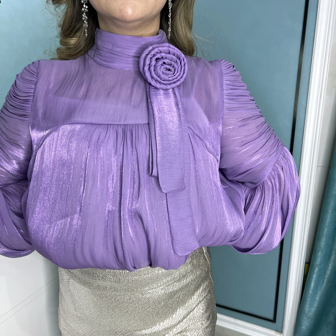 韩妮克2025年气质轻奢立体花朵长袖衬衫