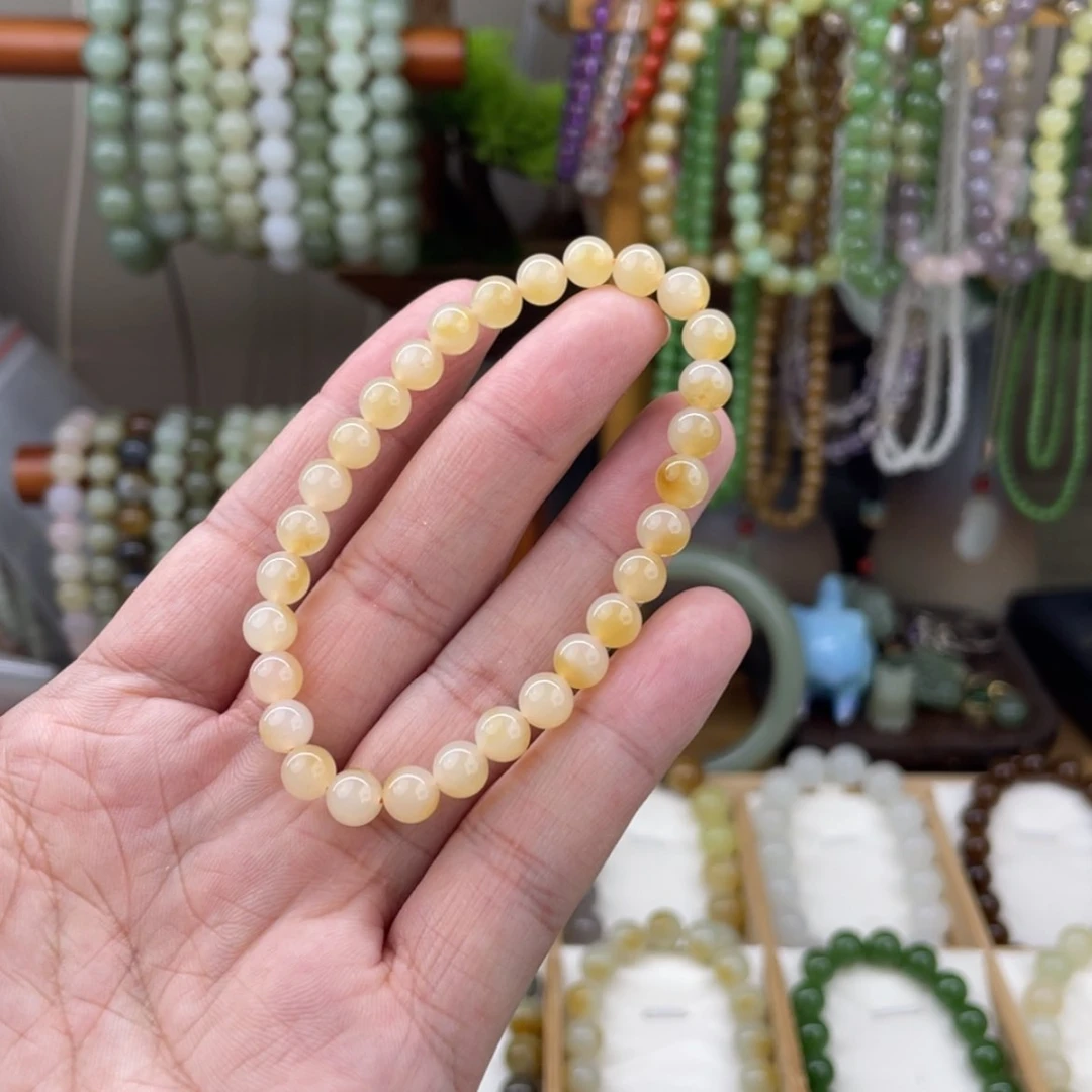 【闪购商品】未镶嵌手串和田玉牛*