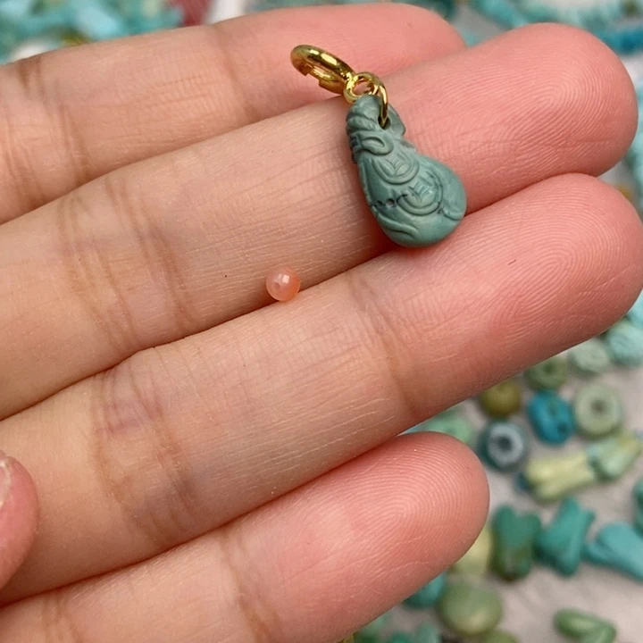 南红玛瑙未镶嵌珠宝奇石