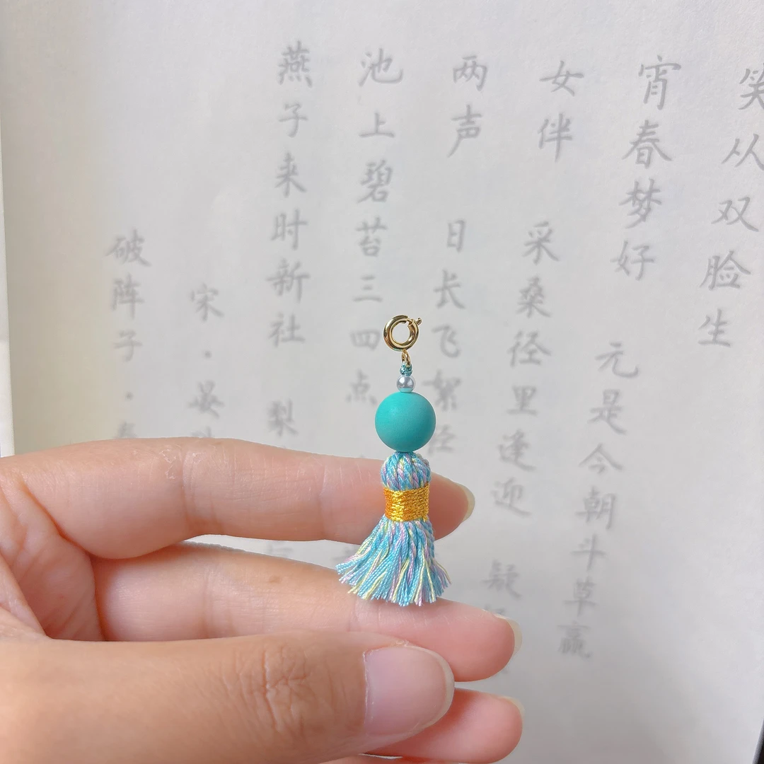原创菱镁矿蒙松圆珠小滴溜手工流苏弹簧扣手链项链挂件万能扣提溜