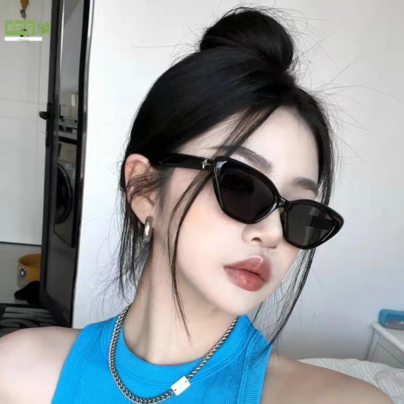 2024太阳镜潮gm猫眼白框墨镜女网红辣妹街拍防晒眼镜防紫外线