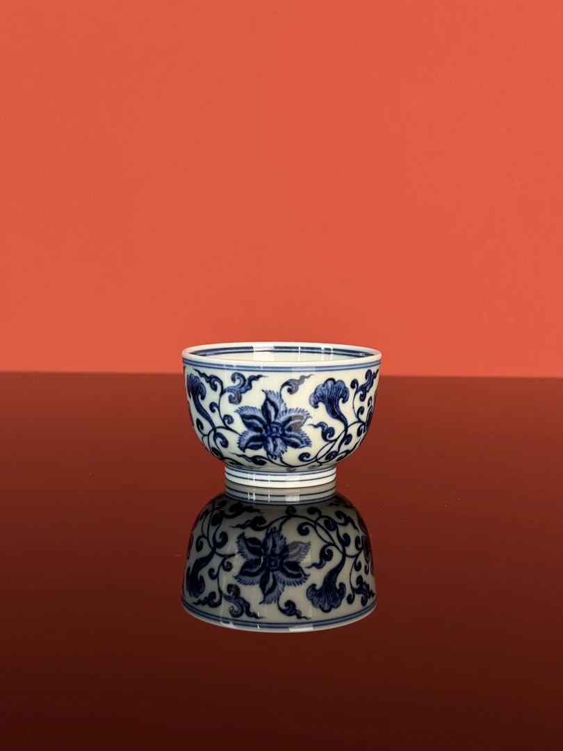 【舜瓷天工一品】柴窑仿明缠枝莲四季花卉主人杯高端茶器手工手绘