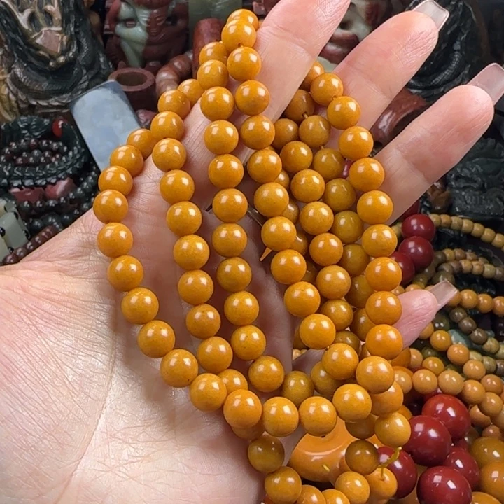 透闪石质玉未镶嵌珠宝奇石