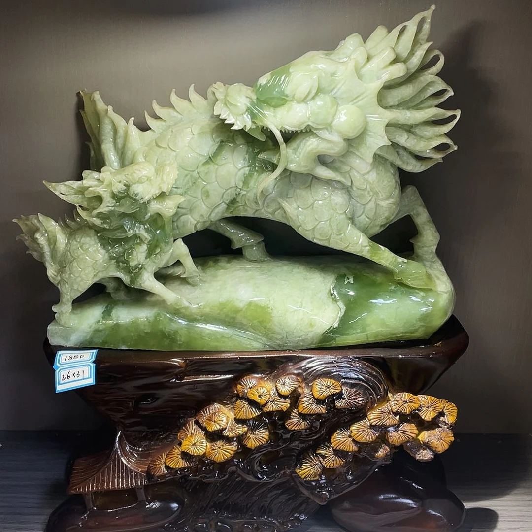 蛇纹石玉（覆膜）未镶嵌珠宝奇石