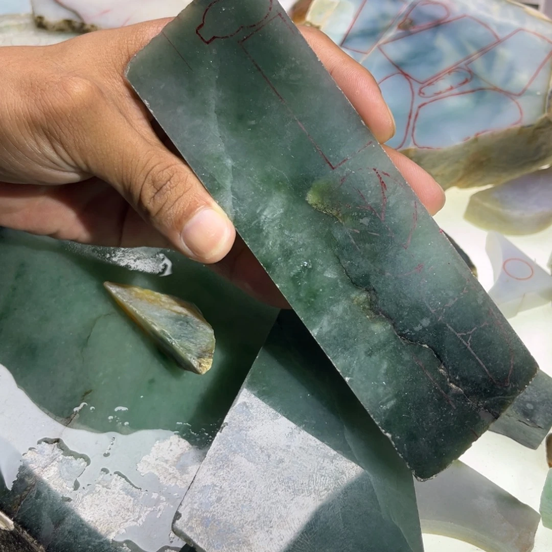 定制翡翠未镶嵌天然缅甸翡翠A货片料