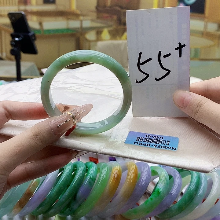 翡翠未镶嵌手镯mk