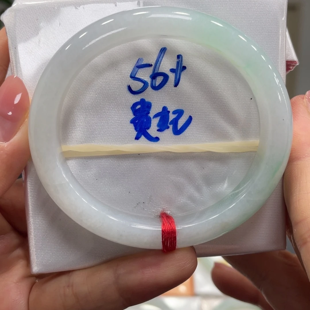 翡翠未镶嵌手镯翡翠