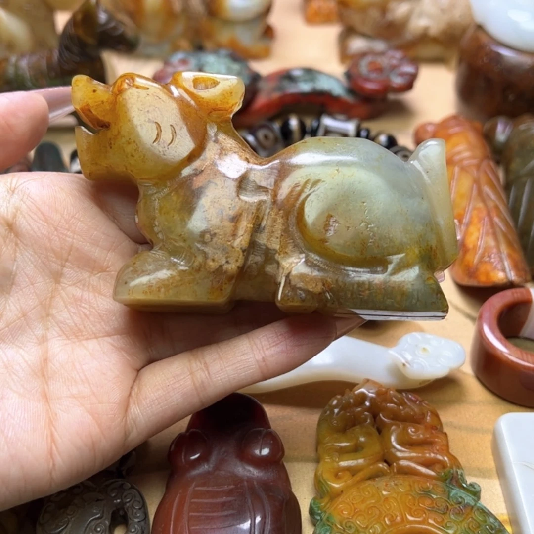 【闪购商品】蛇纹石玉颈饰未镶嵌