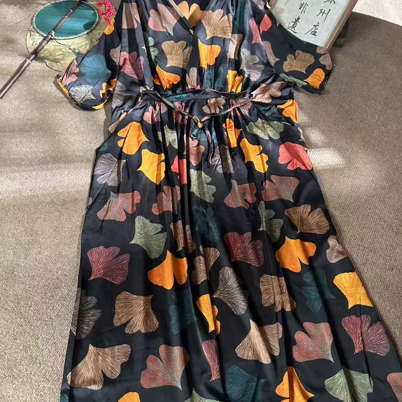 春季新款国风优雅V领收腰连衣裙