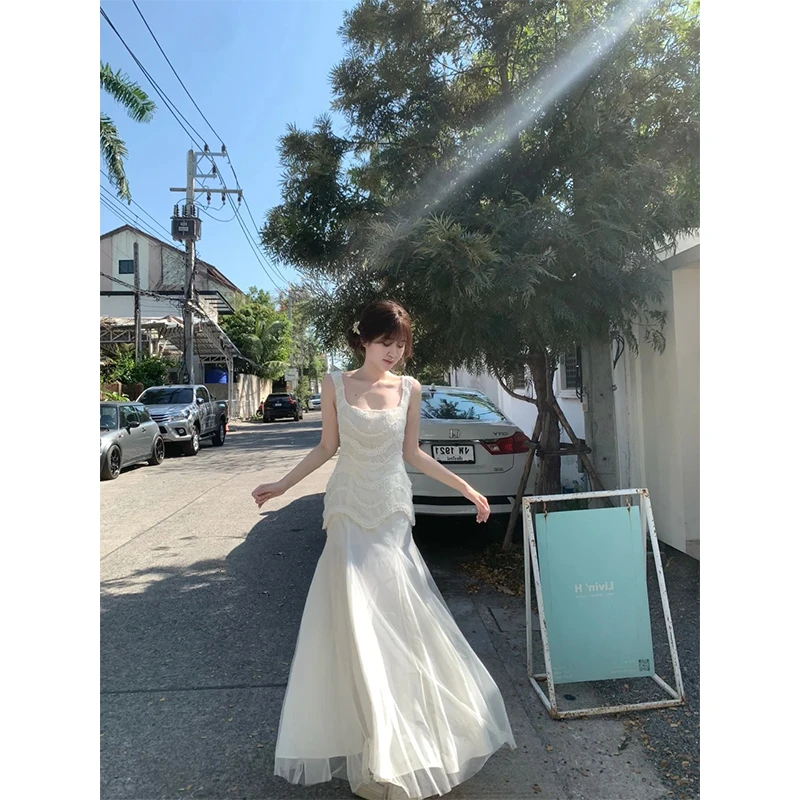 2025夏季新款法式设计气质U领吊带连衣裙女拼接显瘦百搭休闲长裙