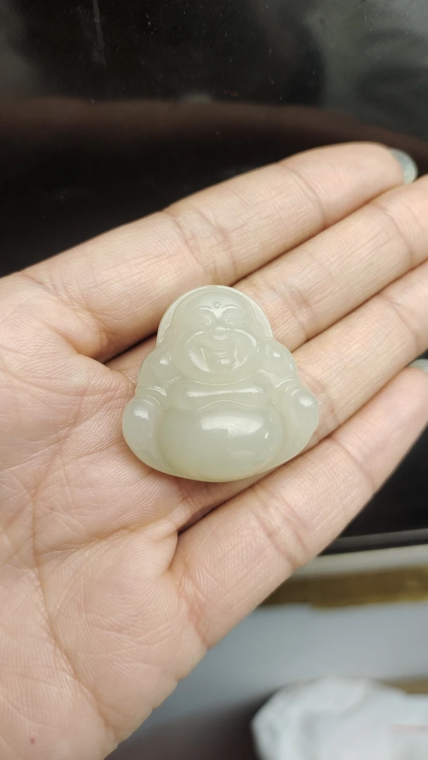和田玉青海料晴水佛公