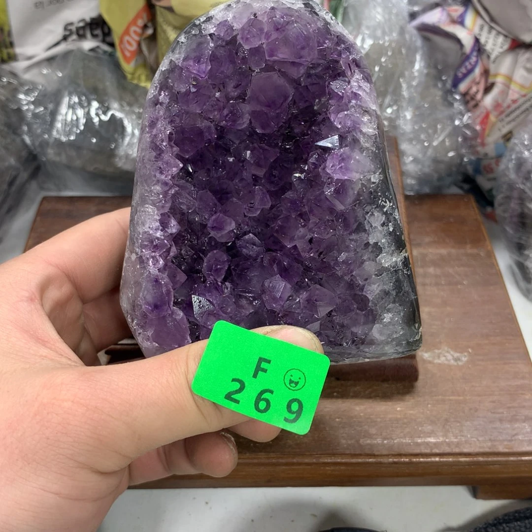 紫晶大型摆件（非配饰）未镶嵌