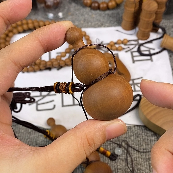 檀香木手串/手链老山檀香黑肉大葫芦吊坠6公分