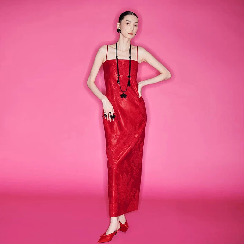 M essential 马 凯设计师品牌 砂赤提花修身吊带礼裙连衣裙女