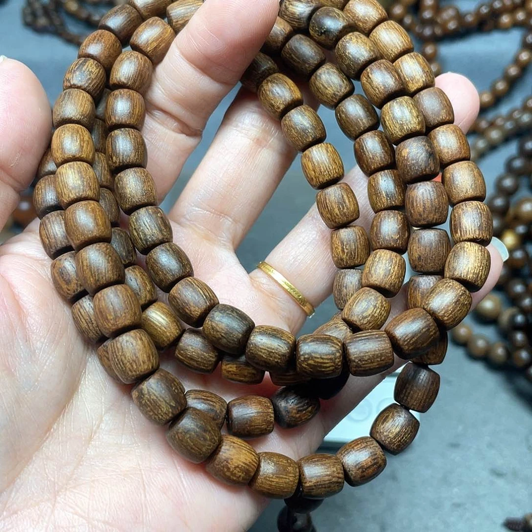 沉香手串富森红土瘤疤0.8