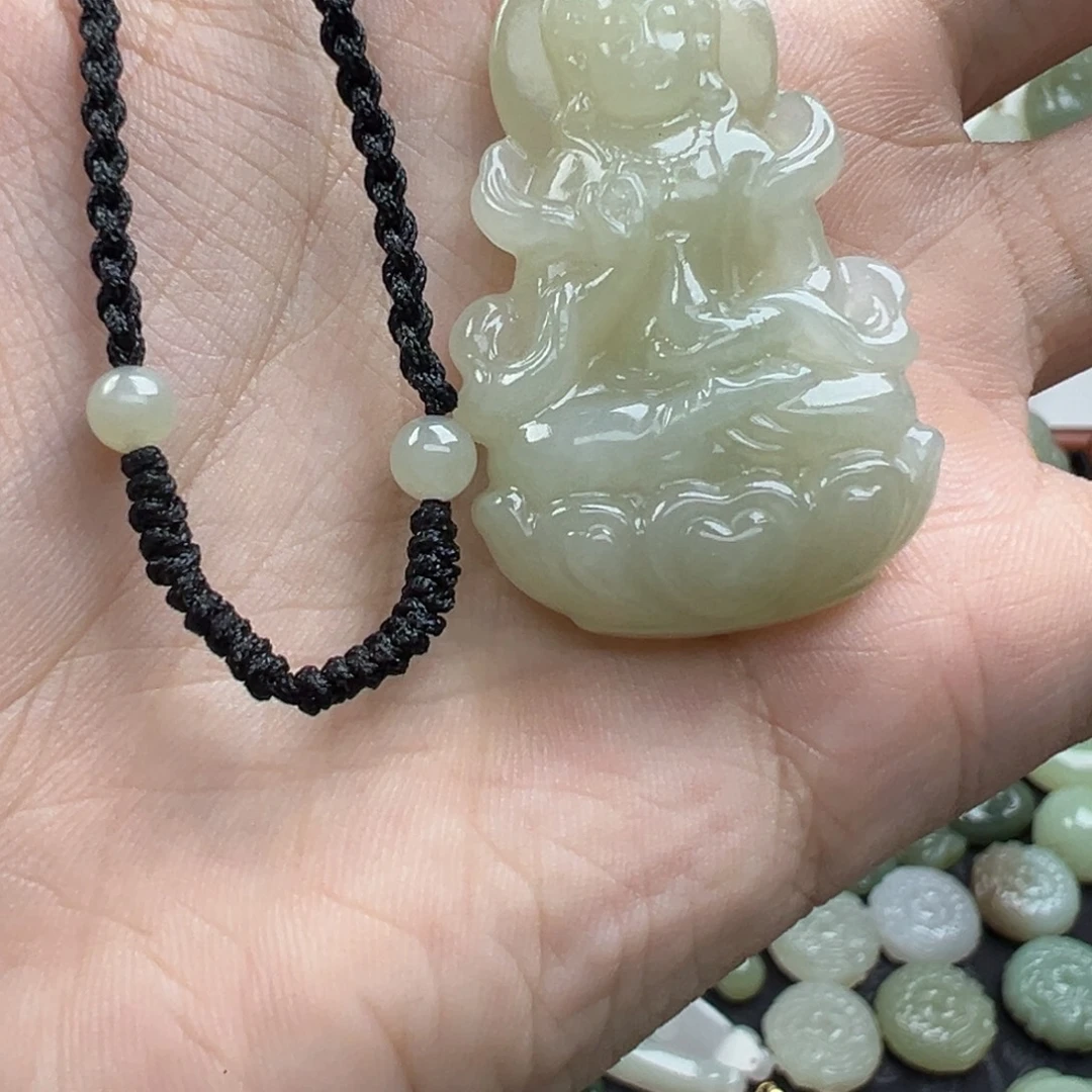 满***爱颈饰未镶嵌和田玉