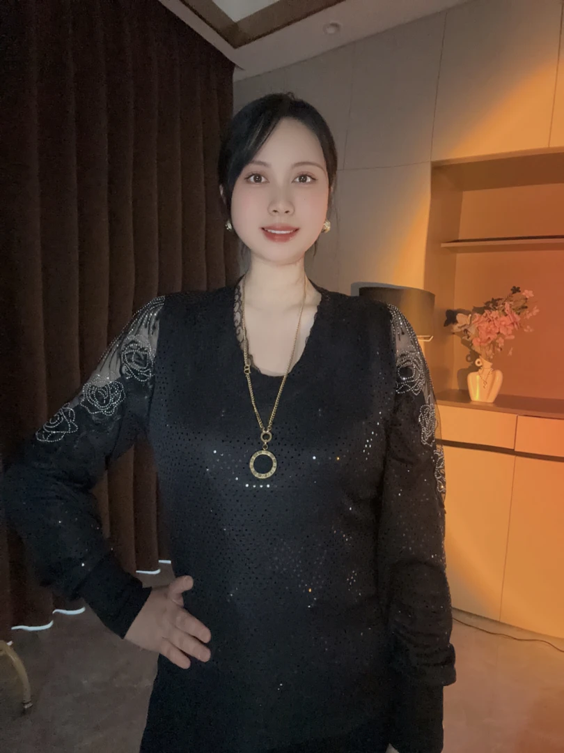 【雨鑫28#新款满天星】亮片打底衫女春秋网红时尚烫钻修身上衣