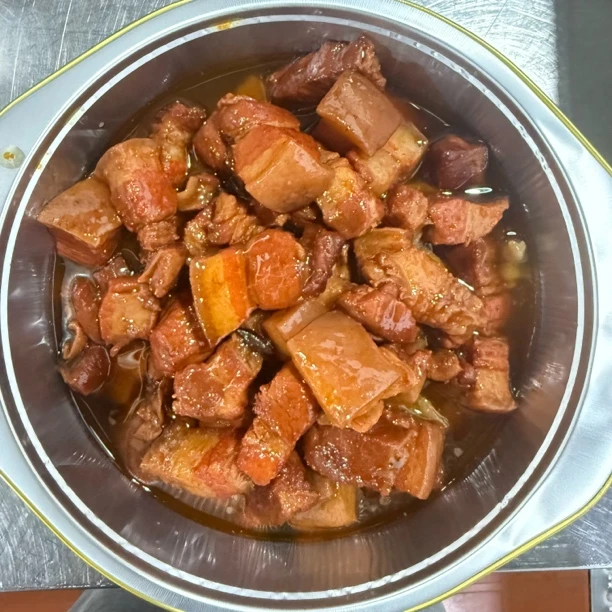 特色红烧肉烧笋干