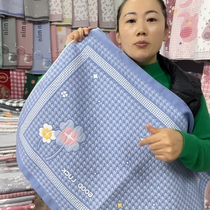 棉特价蓝色千鸟格