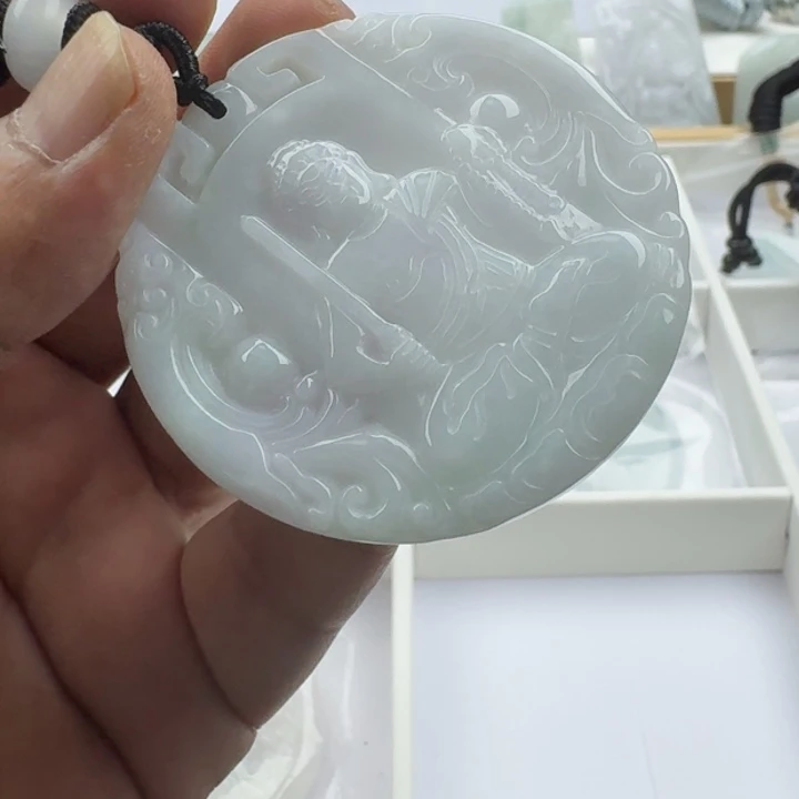 翡翠未镶嵌颈饰天然缅甸A货翡翠