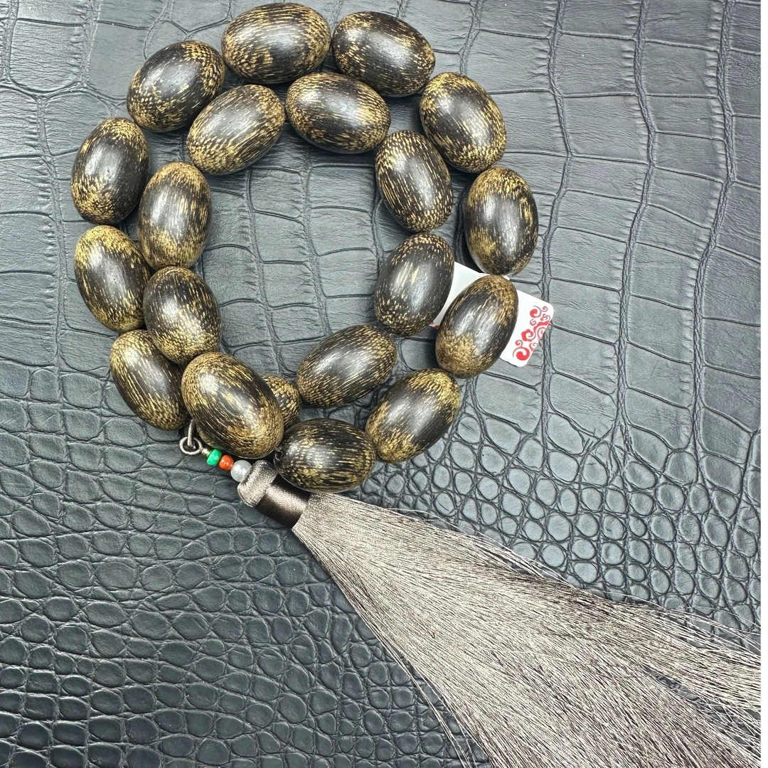 1005沉木圆珠手串