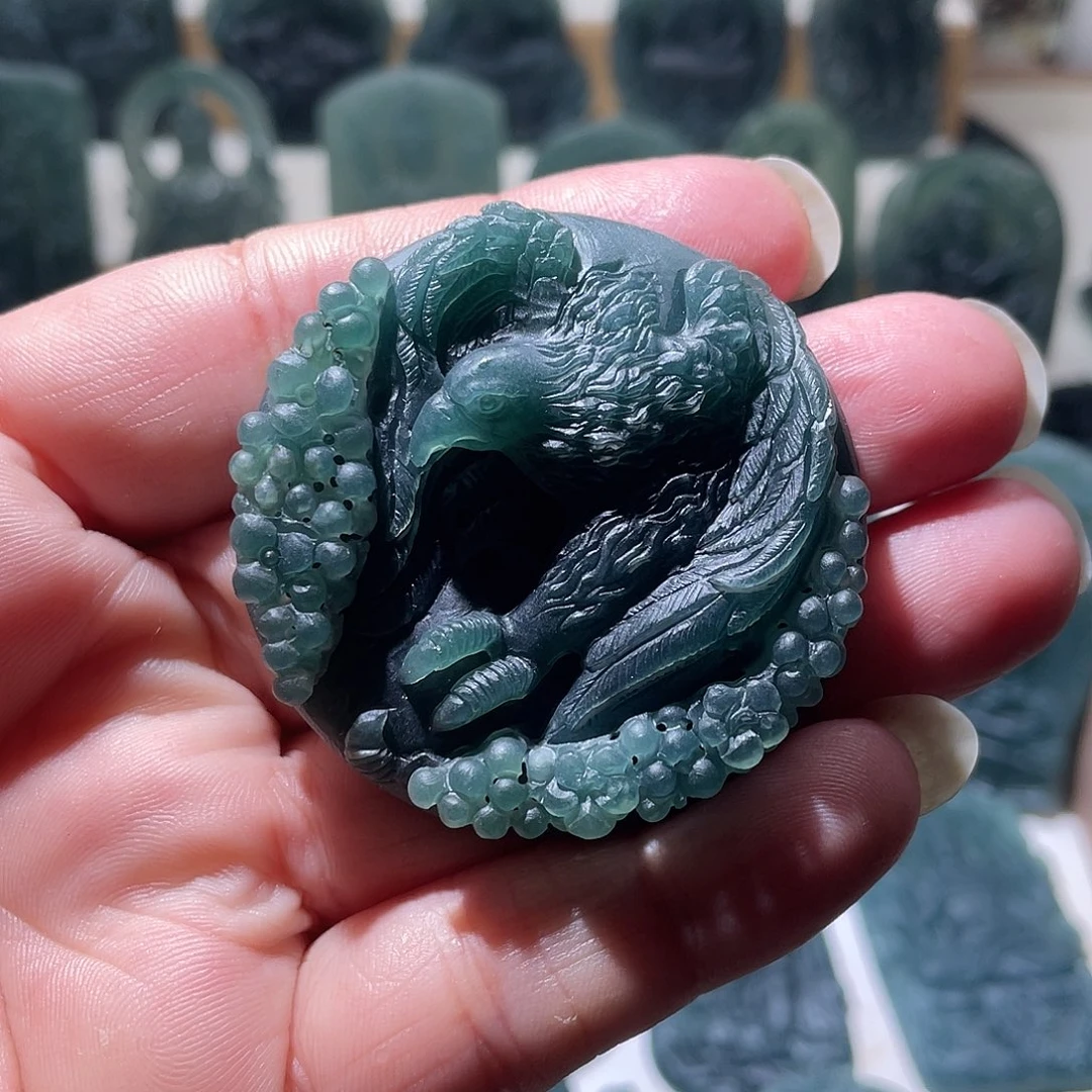定制翡翠未镶嵌鹰