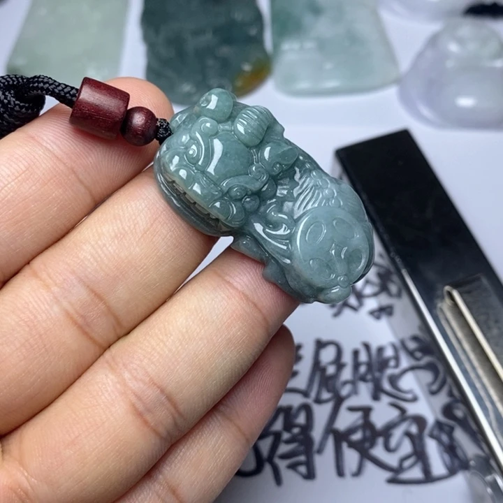 颈饰未镶嵌翡翠翡翠