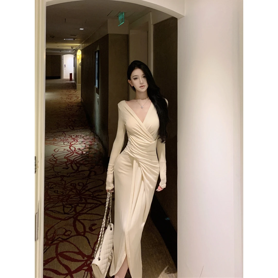 V领长袖连衣裙收腰显瘦开叉包臀收腰长裙女千金清冷感贵系衣服