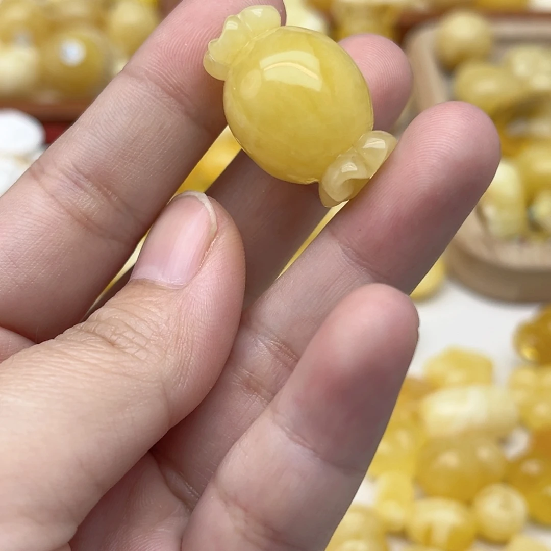 蜜蜡未镶嵌裸石天然