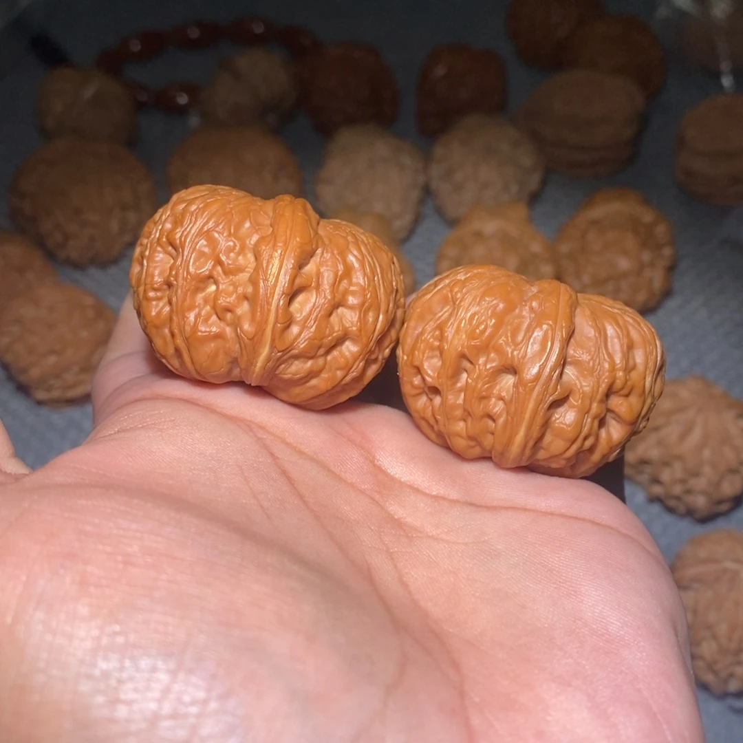 爱***佬42尺元宝。