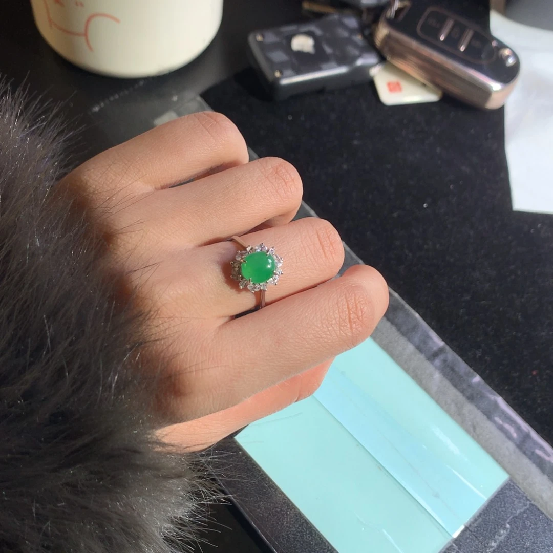 翡翠颈饰银S925镶嵌天然翡翠