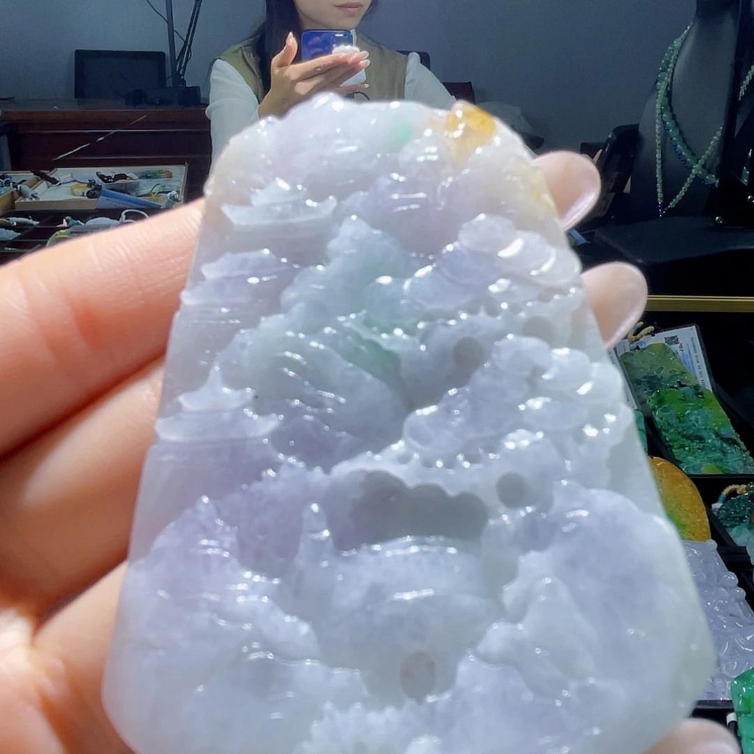 颈饰未镶嵌翡翠一