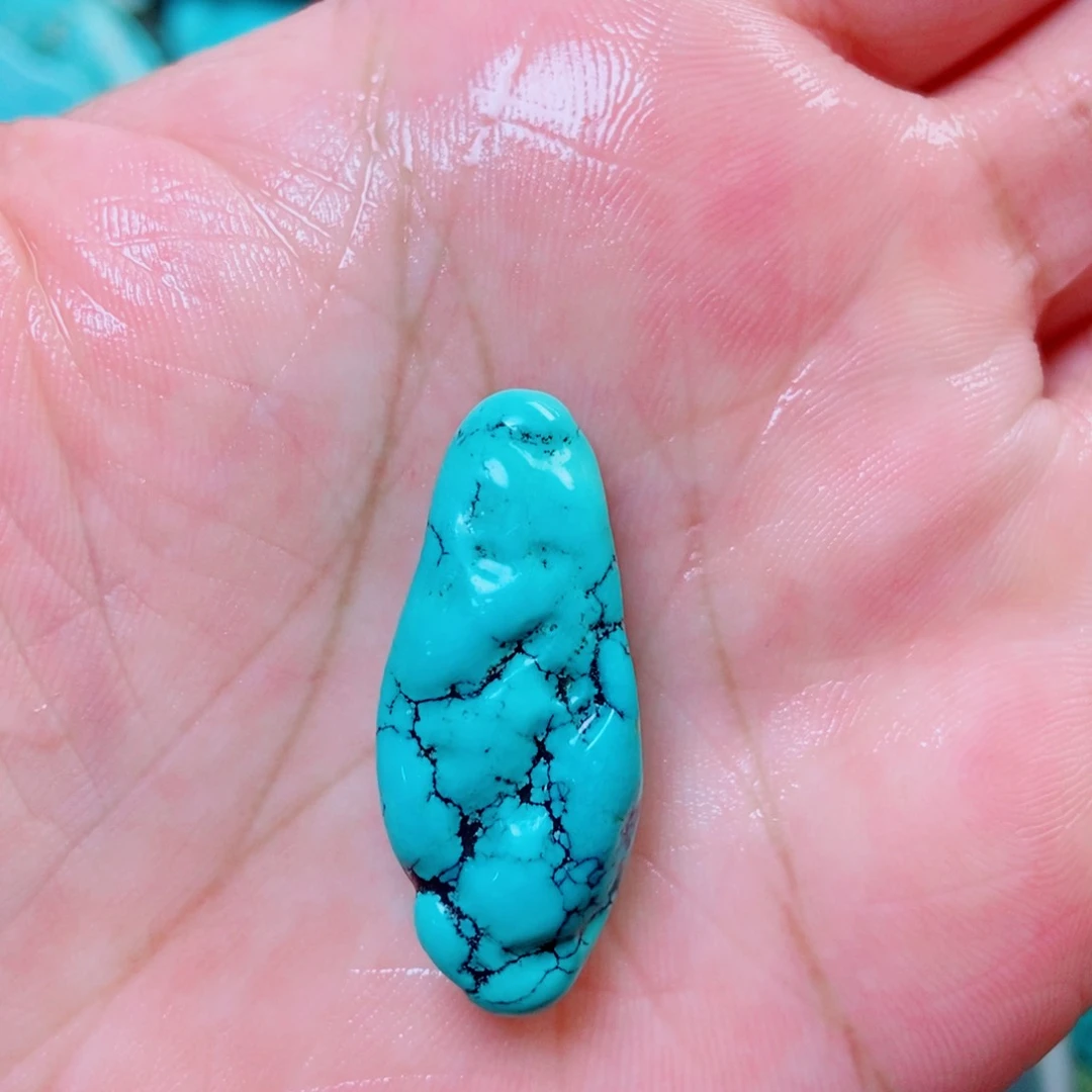 绿松石未镶嵌挂件